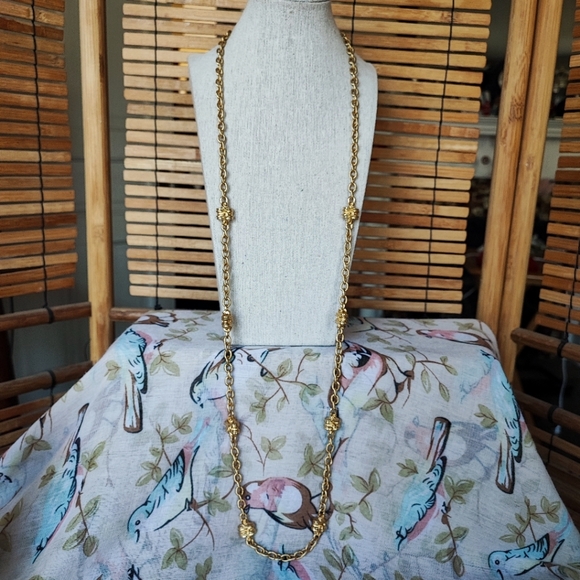 Heavy Weight Gold Tone Plated Textured Long Vintage Chain Box Swirl Necklace 80s - Picture 2 of 5